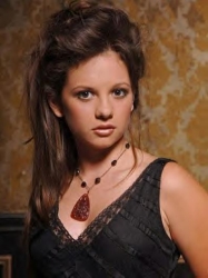 Photos de Mackenzie Rosman - Photoshoot John Sciulli - 60